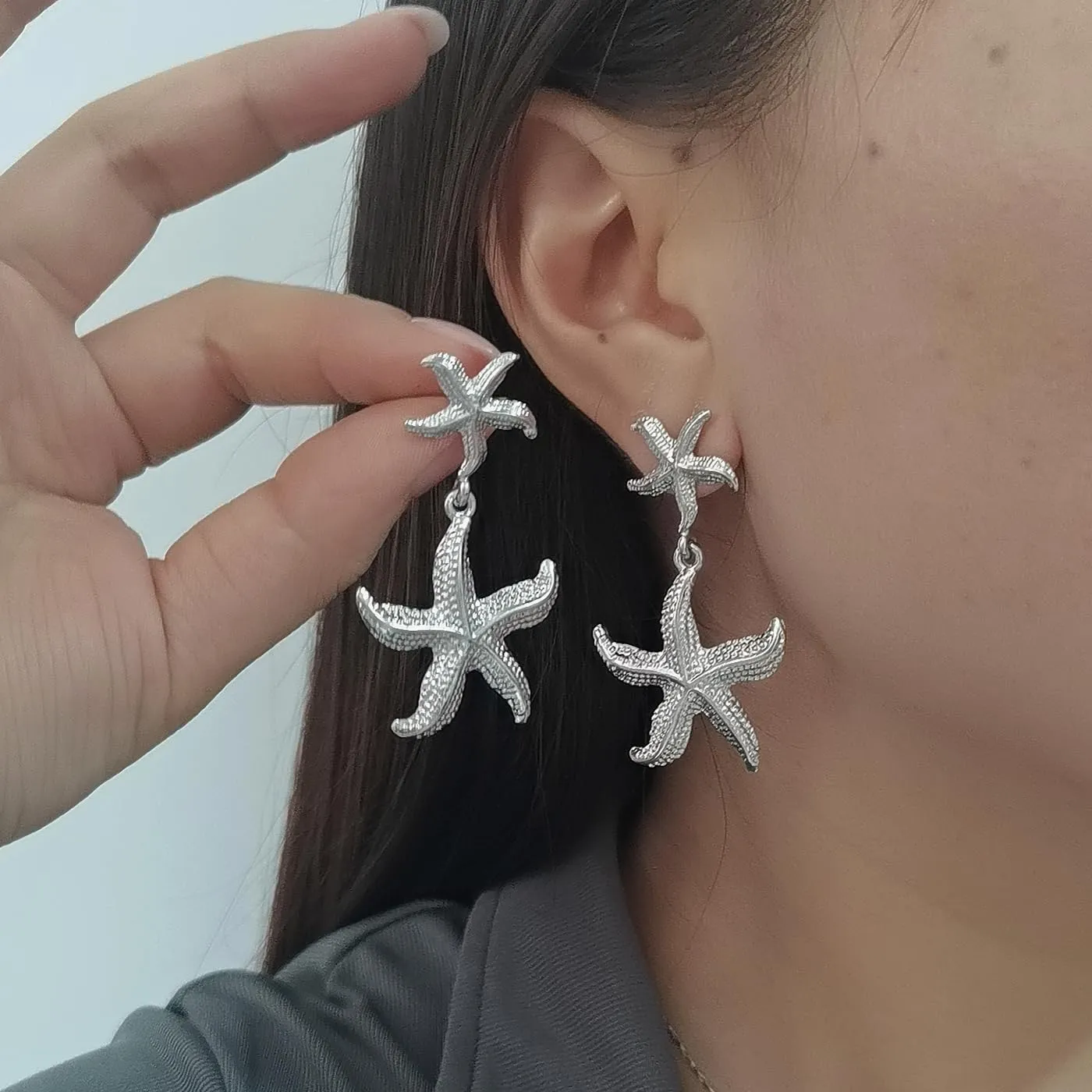 14K Gold Plated Starfish Statement Earrings for Women Gold Seashell Starfish Pearl Pendant Earring Ocean-Themed Dangling Earrings