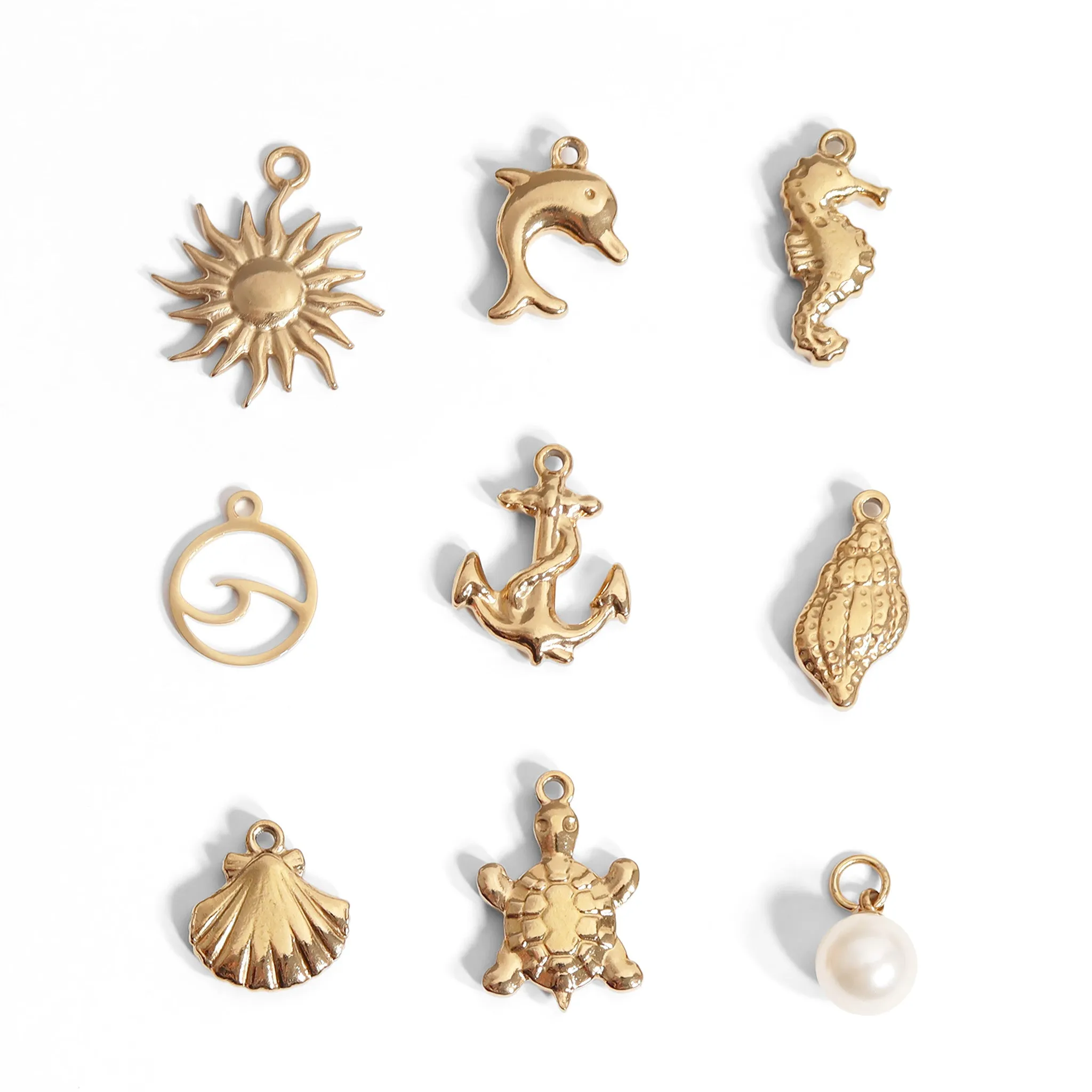 18K Gold PVD Stainless Steel Conch Seashell Charm / PDL0098