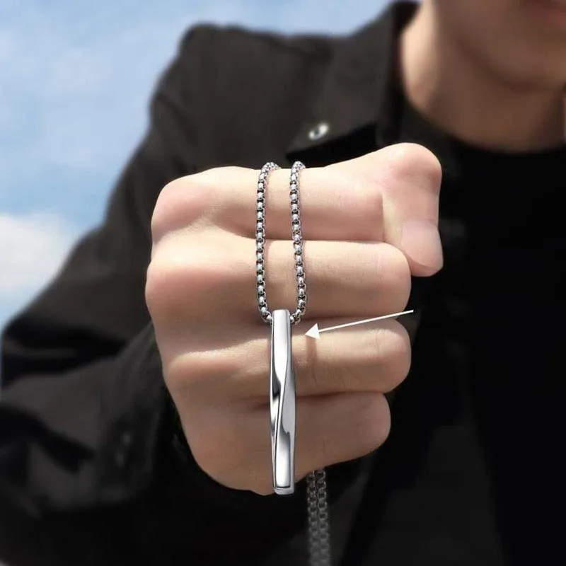 2023 Fashion New Black Rectangle Pendant Necklace for Men