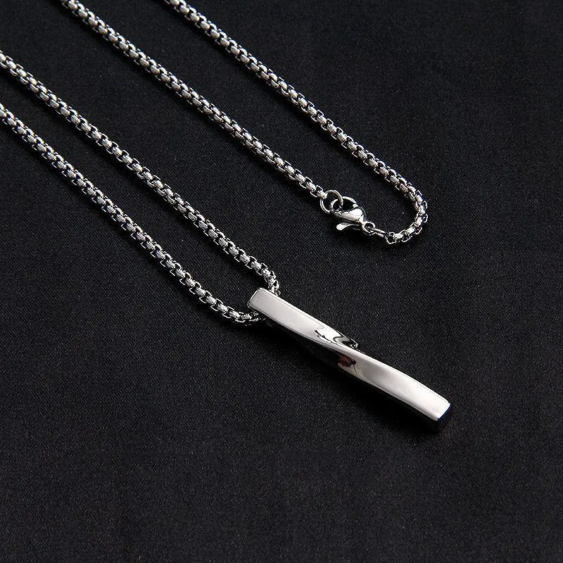 2023 Fashion New Black Rectangle Pendant Necklace for Men