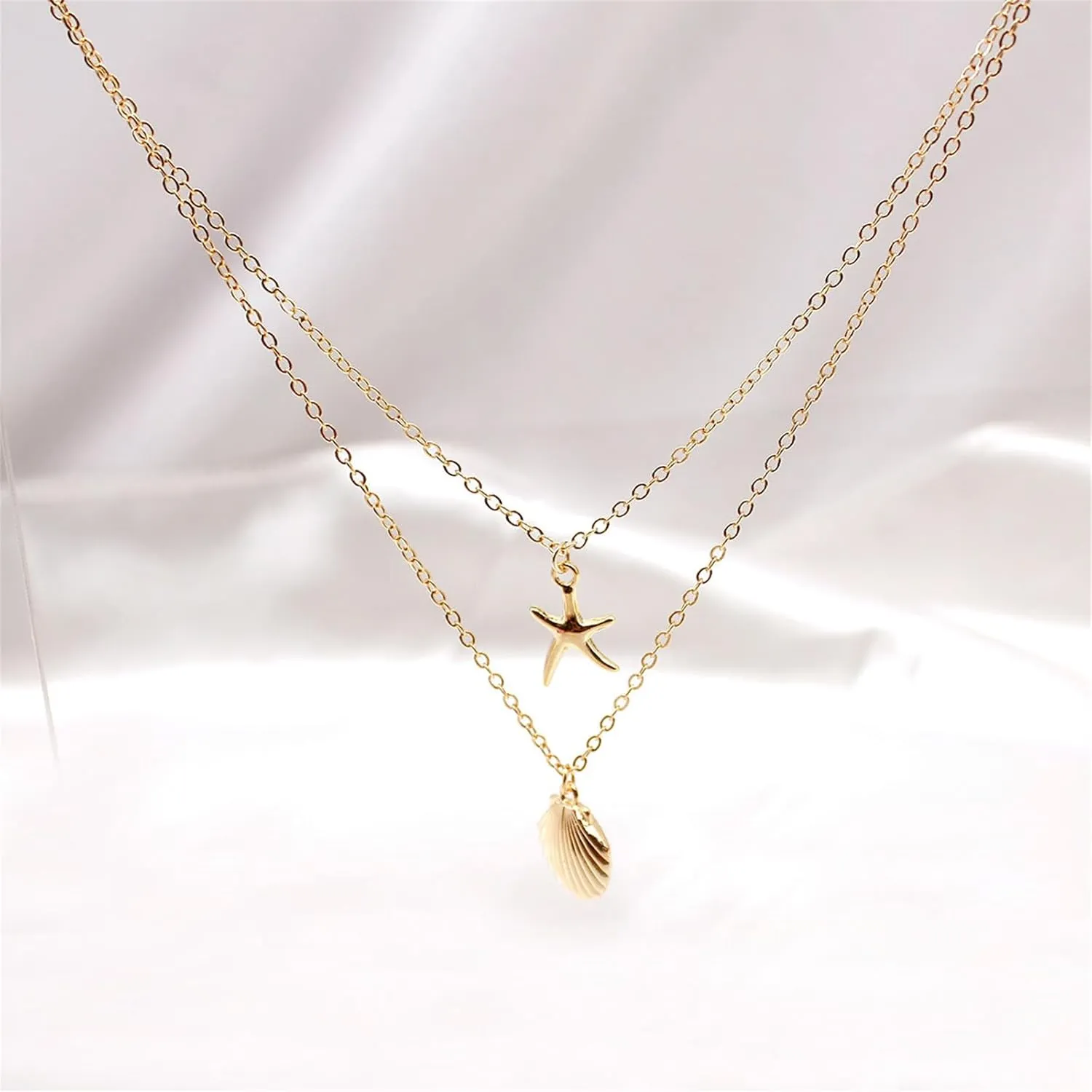 Boho Starfish Seashell Layered Necklace Gold Silver Plated Dainty Charm Double Layer Sea Shell Lucky Stars Ocean Animal Chain Necklace for Women Hawaiian Summer Beach Vacation Trendy Jewelry Gifts