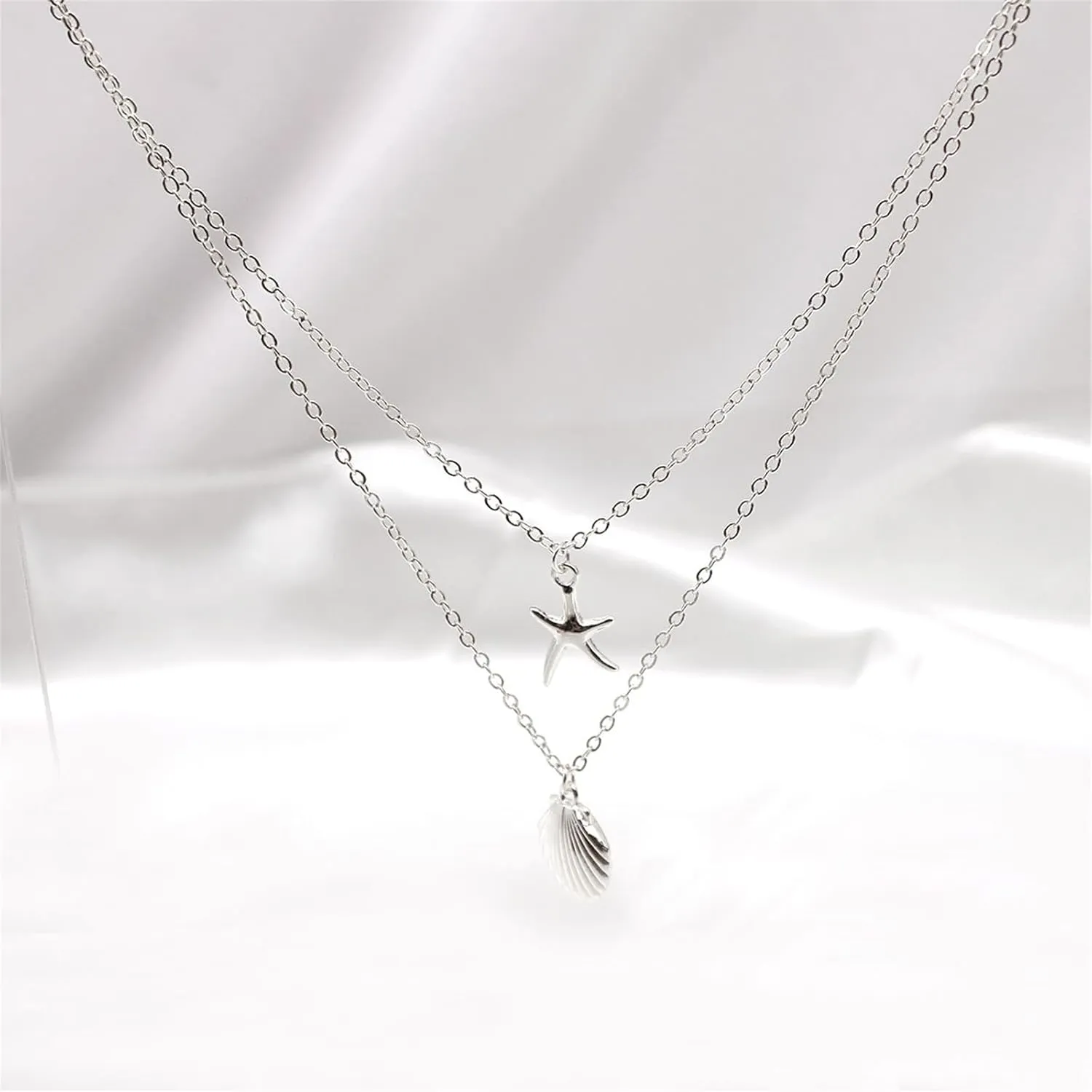 Boho Starfish Seashell Layered Necklace Gold Silver Plated Dainty Charm Double Layer Sea Shell Lucky Stars Ocean Animal Chain Necklace for Women Hawaiian Summer Beach Vacation Trendy Jewelry Gifts