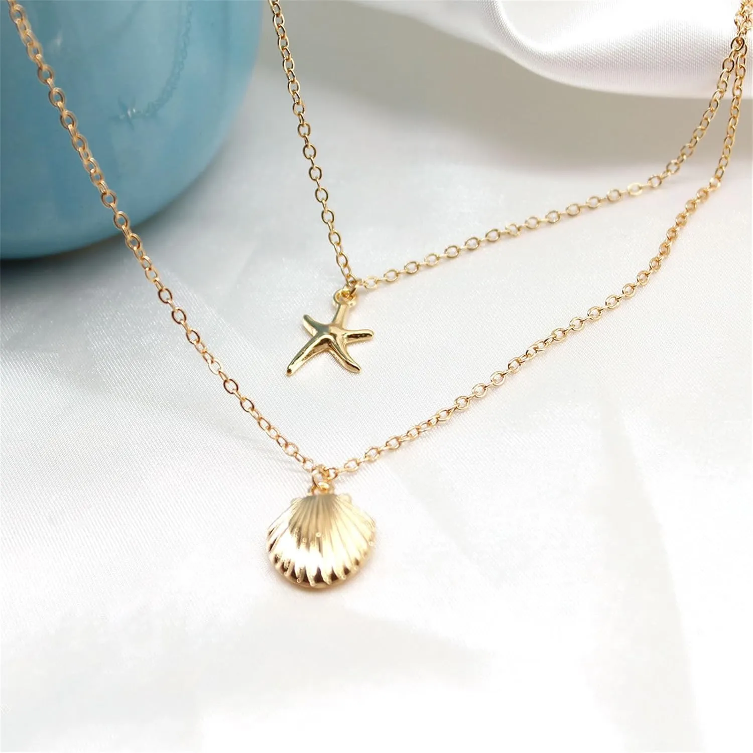 Boho Starfish Seashell Layered Necklace Gold Silver Plated Dainty Charm Double Layer Sea Shell Lucky Stars Ocean Animal Chain Necklace for Women Hawaiian Summer Beach Vacation Trendy Jewelry Gifts