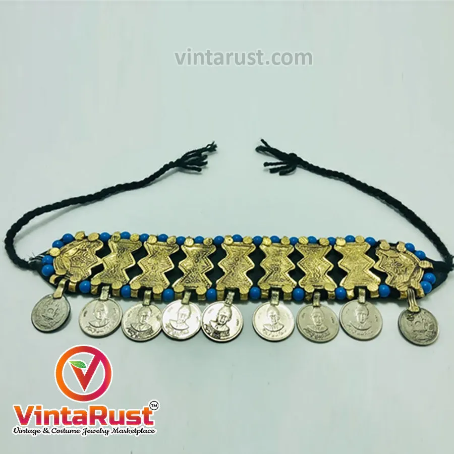 Choker Necklace With Golden Metal Motifs and Turquoise Beads