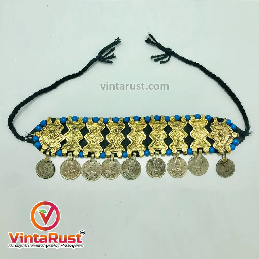 Choker Necklace With Golden Metal Motifs and Turquoise Beads