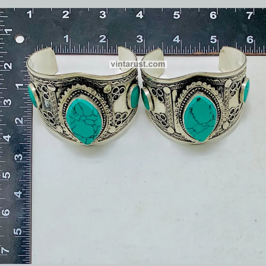 Ethnic Green Stone Handcuff Bracelet