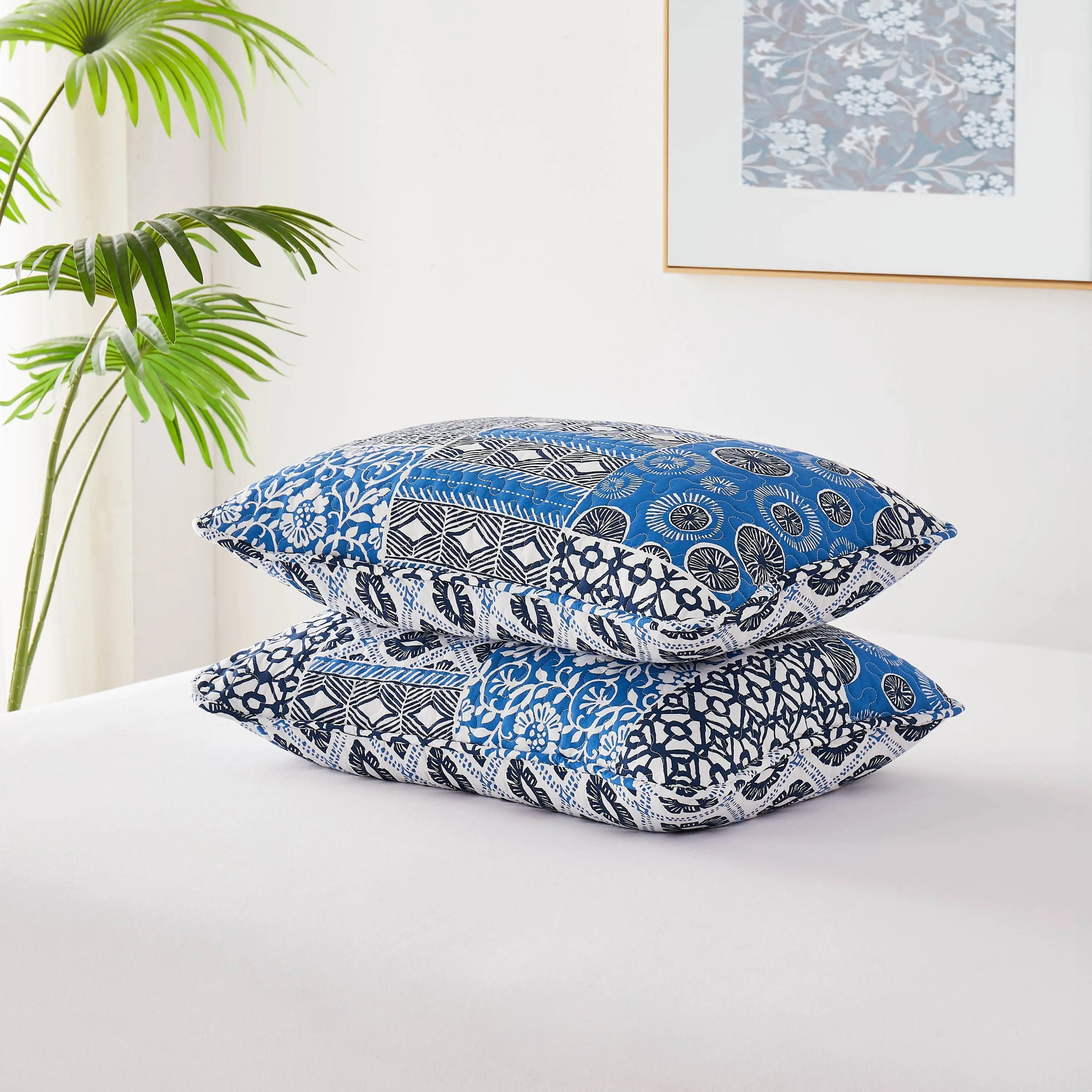 Global Patchwork Quilt Set