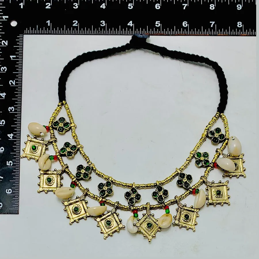 Handmade Choker Necklace With Glass Stones and Shells
