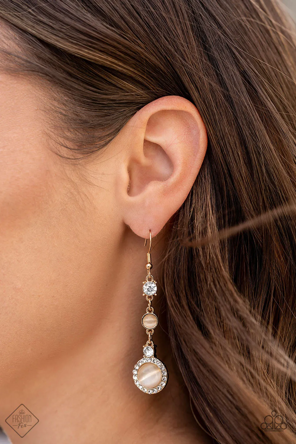 Paparazzi Accessories - Fiercely 5th Avenue - June 2021