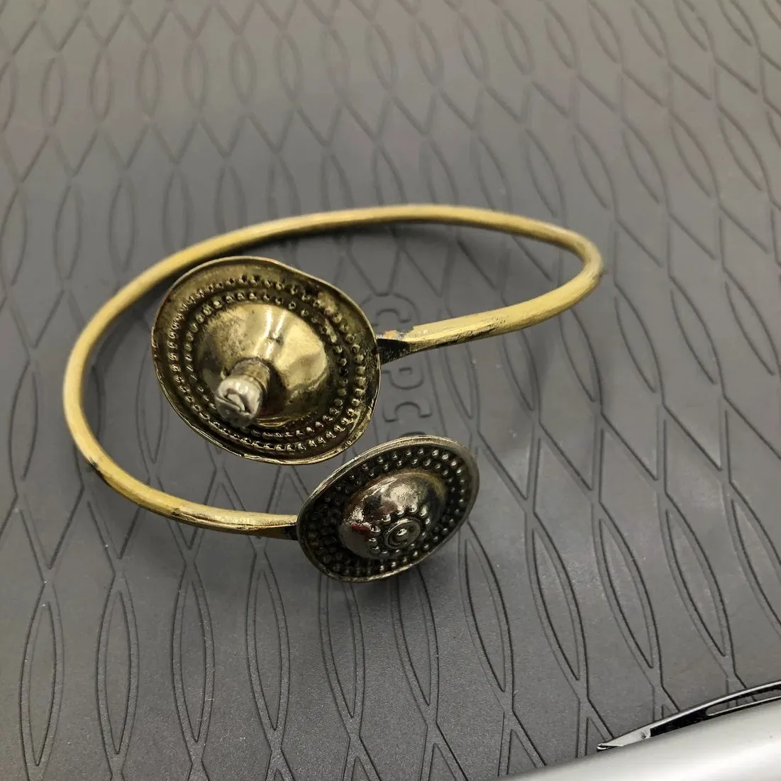 Vintage Antique Armband Bazuband bracelet