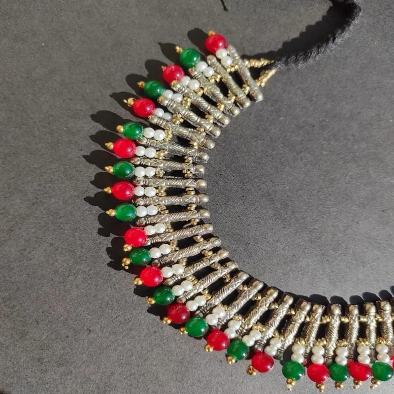 Vintage Metal Spikes Choker Necklace With Beads